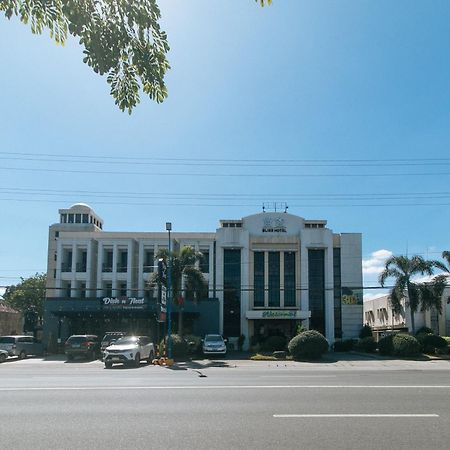 Bliss Hotel San Fernando Pampanga City Экстерьер фото
