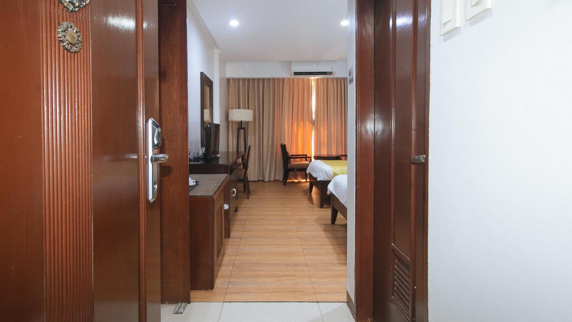 Bliss Hotel San Fernando Pampanga City Экстерьер фото