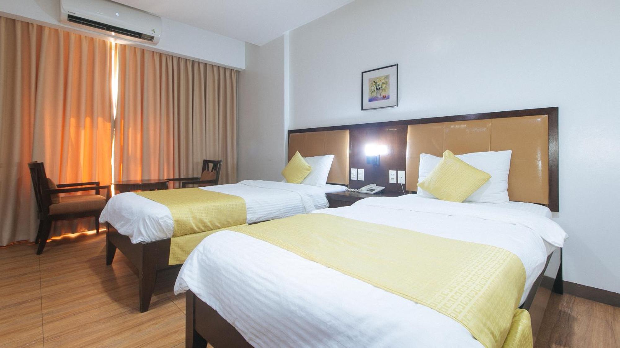 Bliss Hotel San Fernando Pampanga City Экстерьер фото