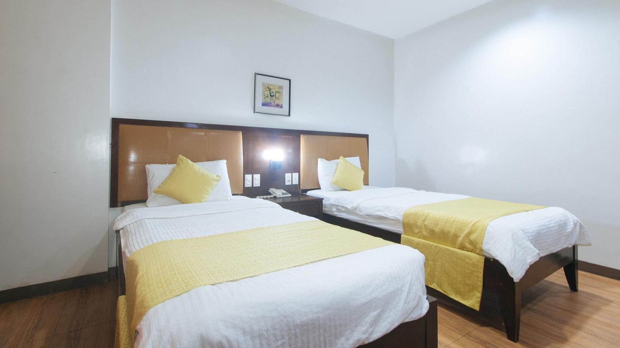 Bliss Hotel San Fernando Pampanga City Экстерьер фото