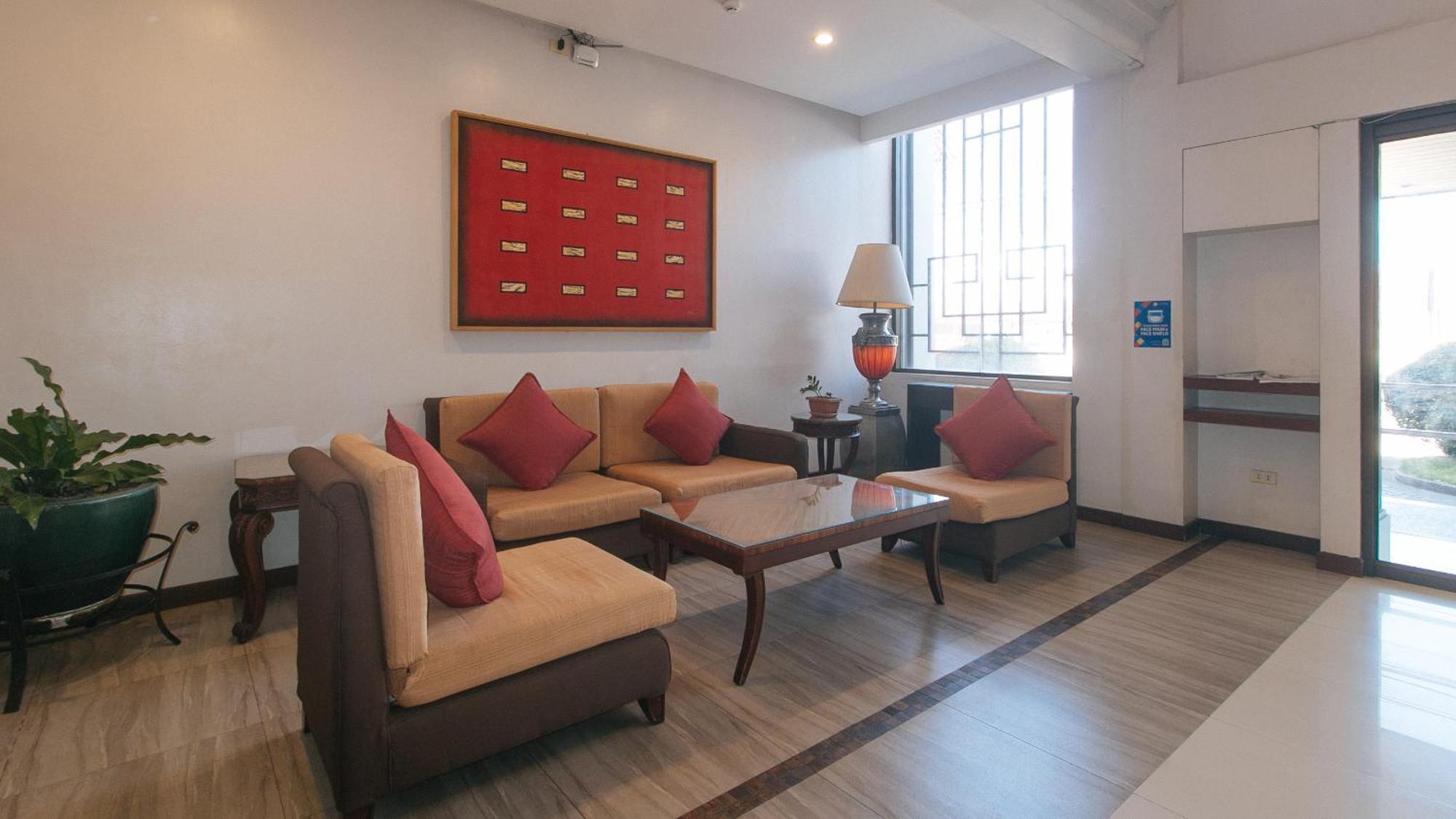 Bliss Hotel San Fernando Pampanga City Экстерьер фото